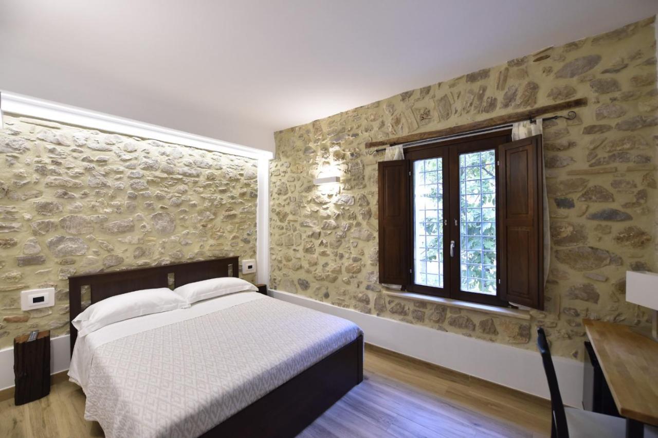 Le Benedettine Affittacamere Relais Fondi Exteriér fotografie